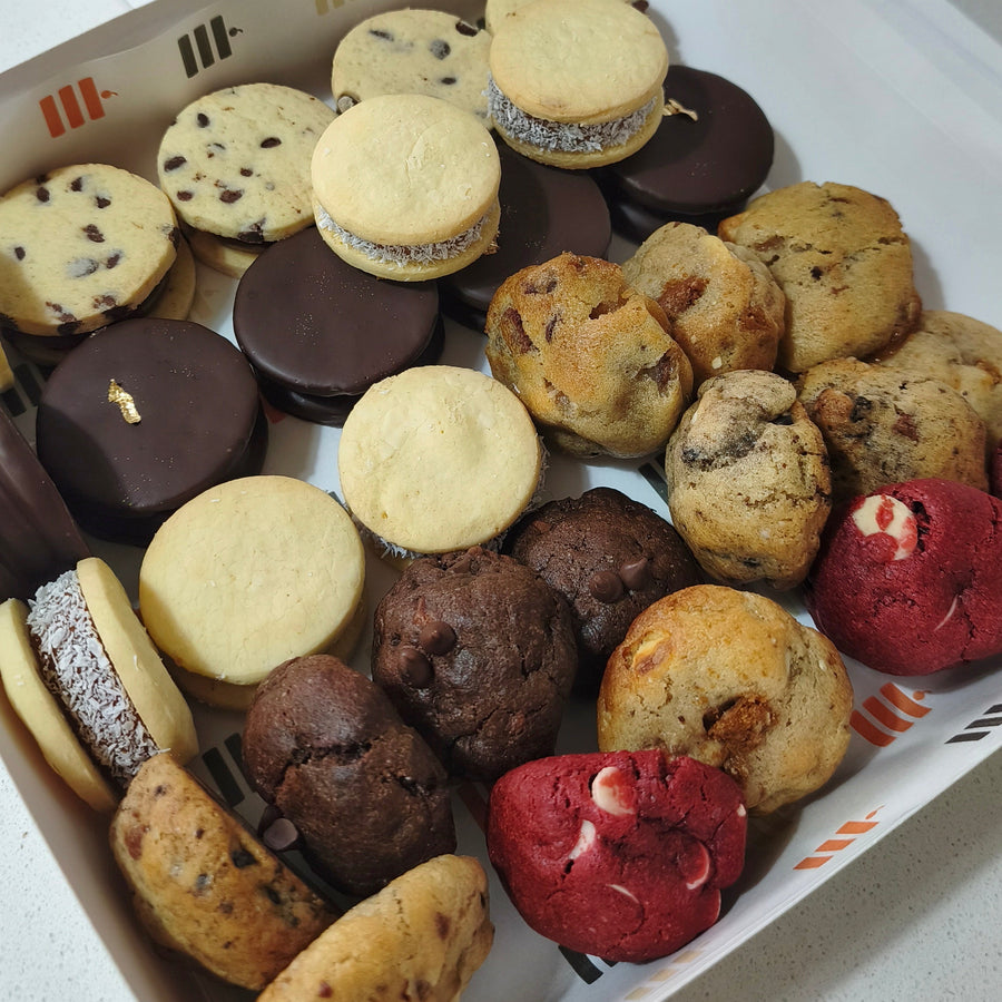 Cajita Mixta Alfajores & Minis NY (30 uds)